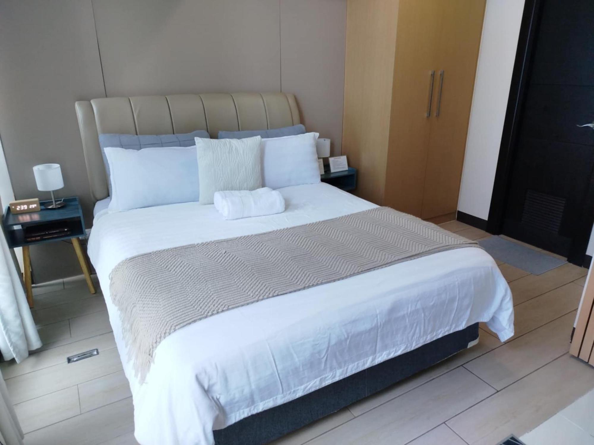 Cozy 1Br Uptown Parksuites Tower1 Bgc Manila Exterior foto