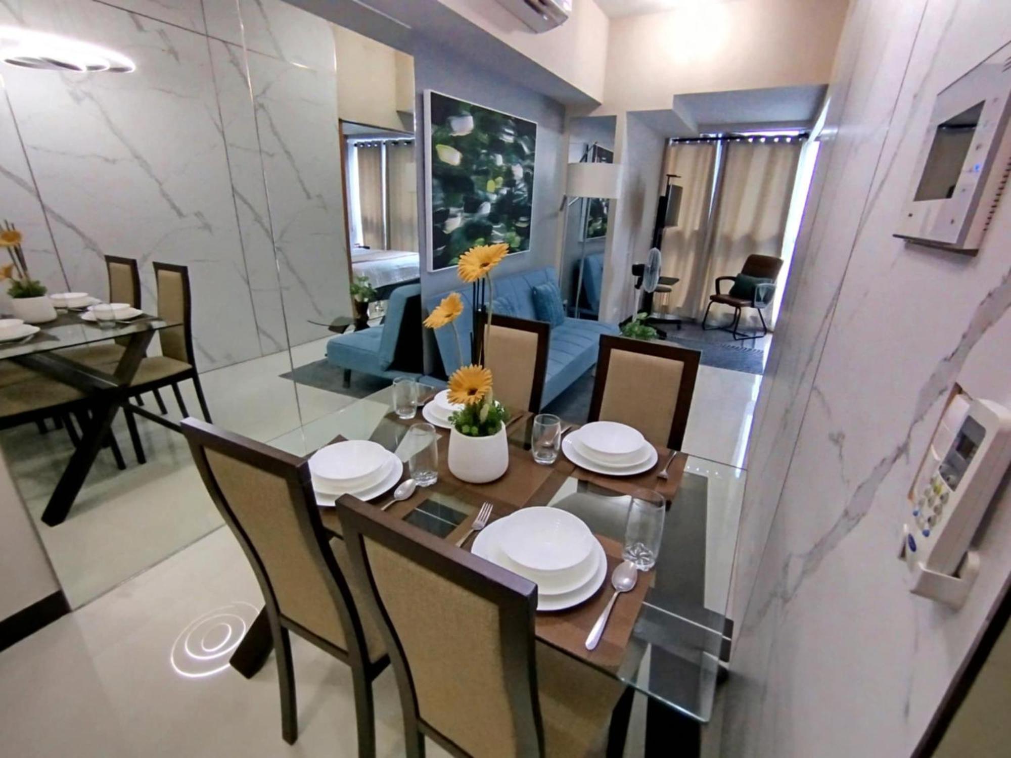 Cozy 1Br Uptown Parksuites Tower1 Bgc Manila Exterior foto