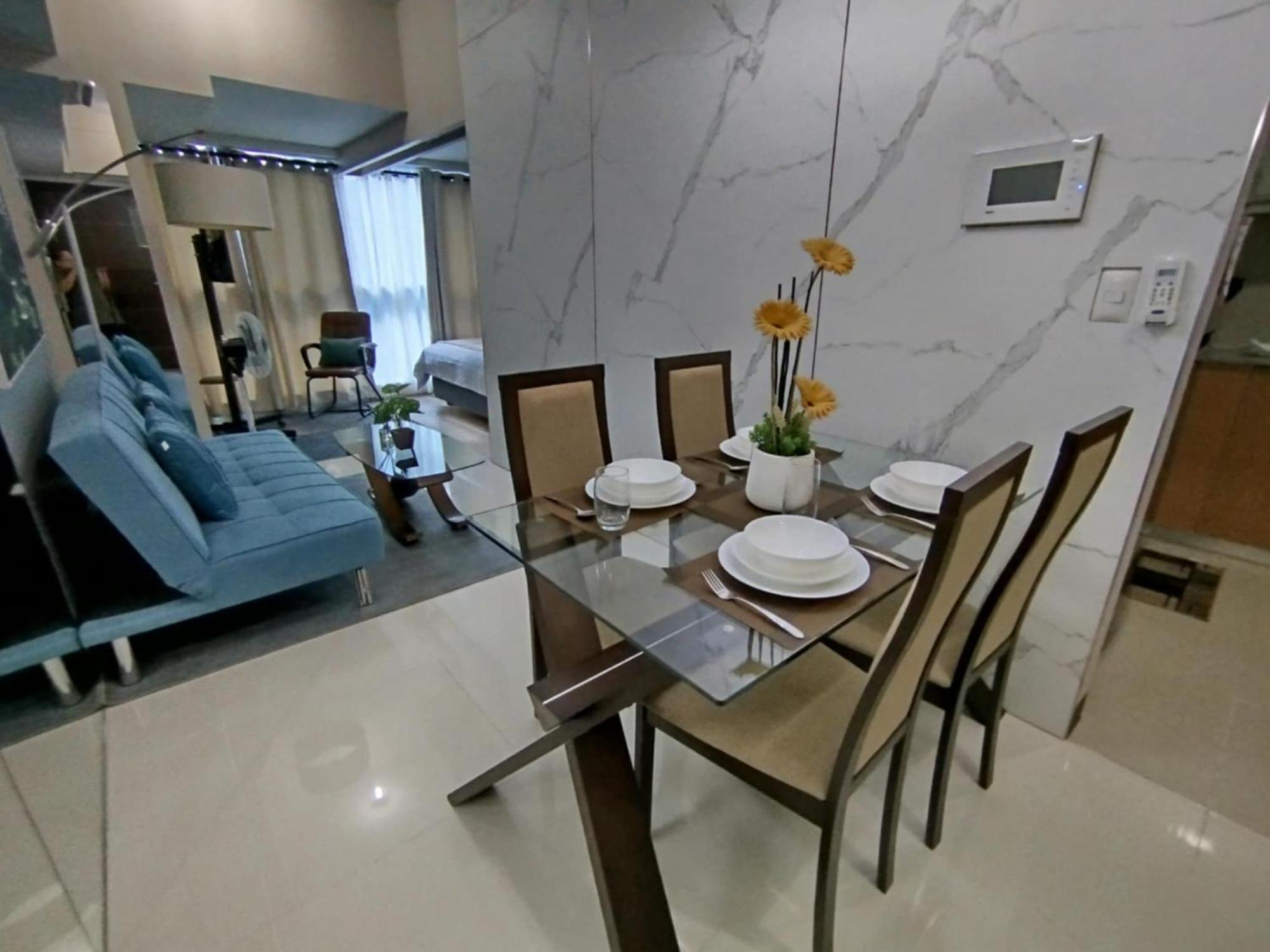 Cozy 1Br Uptown Parksuites Tower1 Bgc Manila Exterior foto